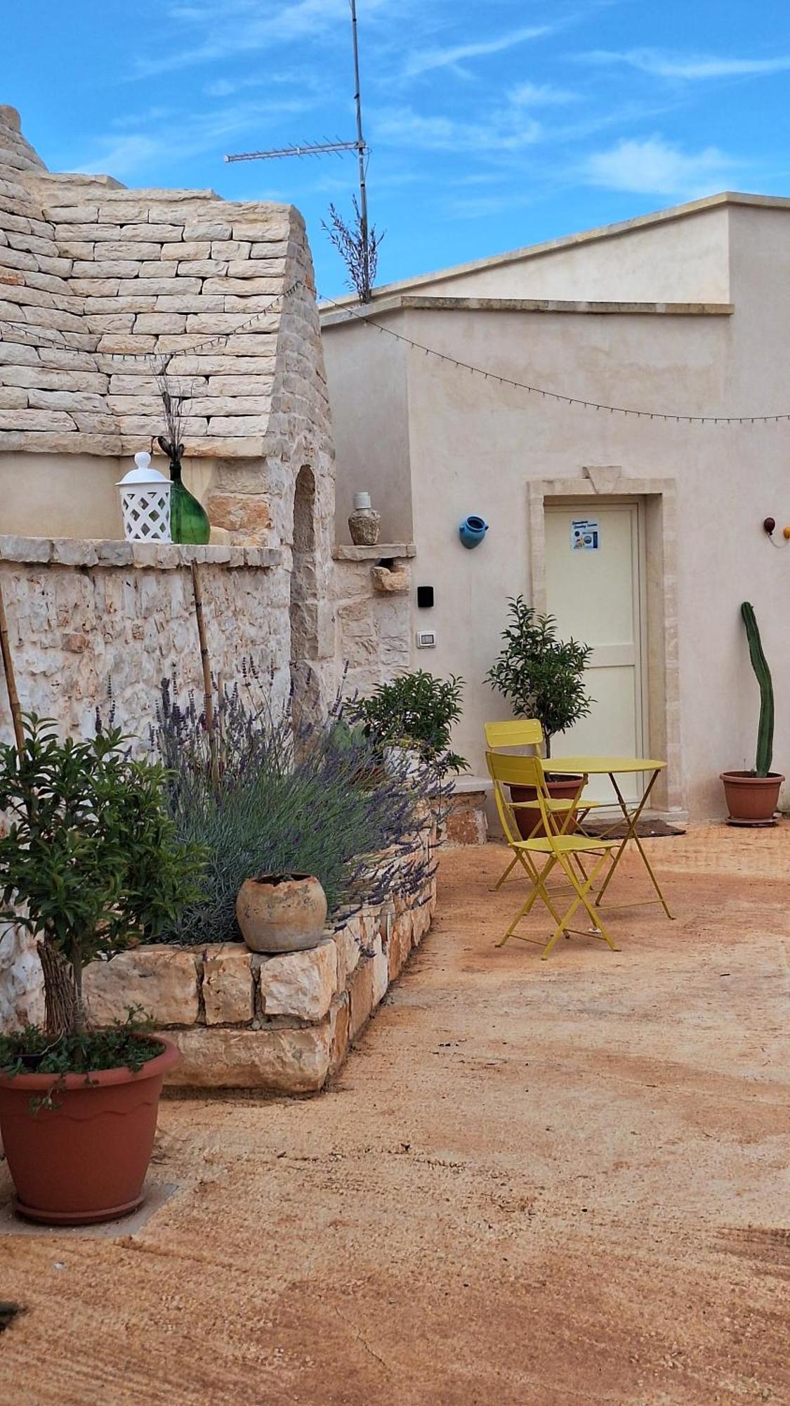 Residenza Anima Mediterranea Francavilla Fontana Buitenkant foto